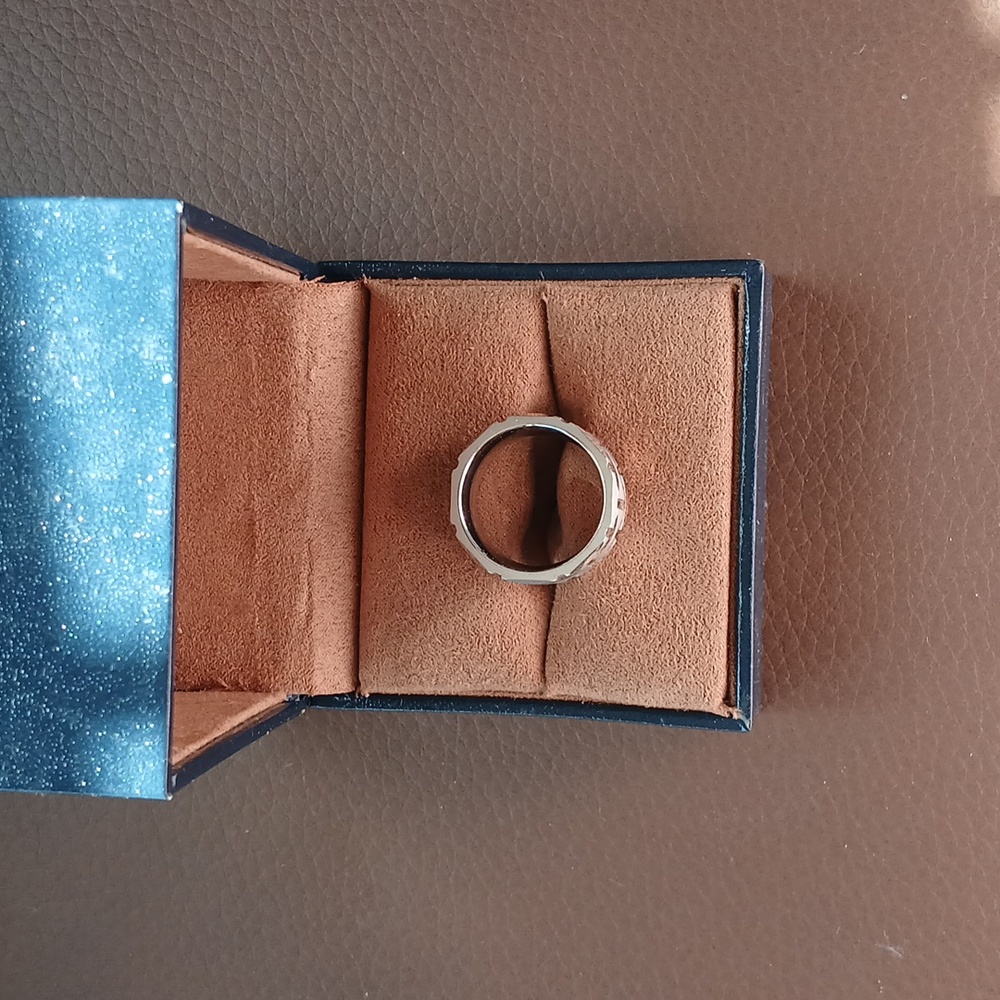 Doux Slver Geometric Ring Size  8 - Picture 4 of 4